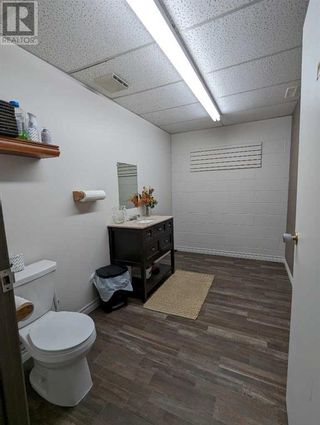 Photo 13: 721 Queen Street SE in Medicine Hat: Other for lease : MLS®# A2089292
