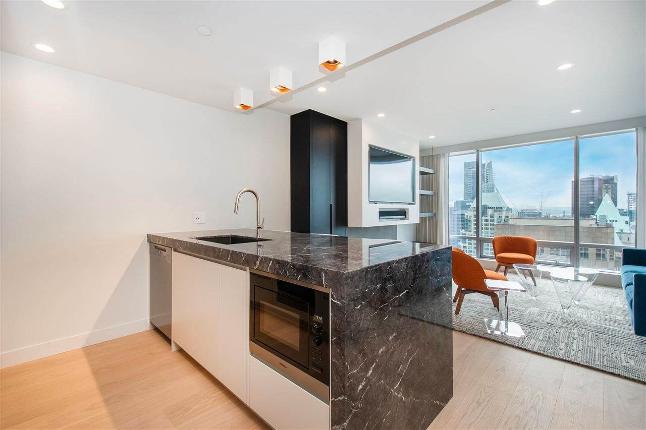 Main Photo: 3207 1111 ALBERNI STREET in Vancouver: West End VW Condo for sale (Vancouver West)  : MLS®# R2623363