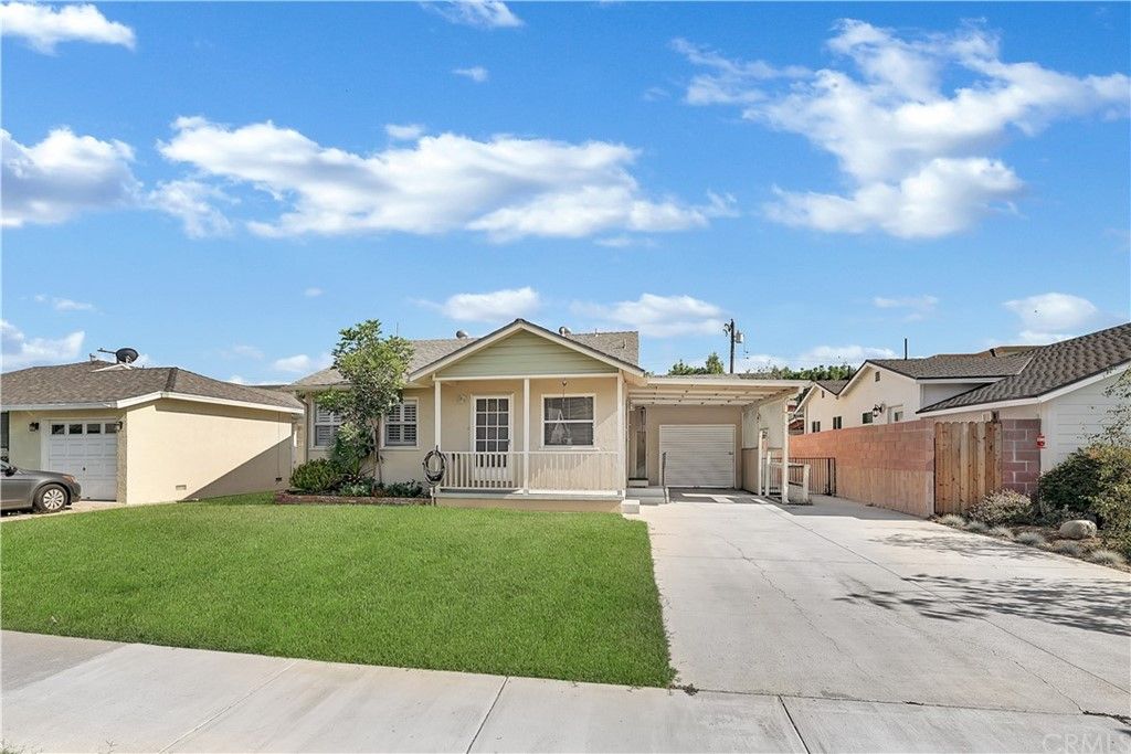 Main Photo: 924 Willow Drive in Brea: Residential for sale (86 - Brea)  : MLS®# PW21149023