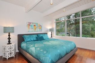 Photo 9: 5574 GALLAGHER Place in West Vancouver: Eagle Harbour House for sale : MLS®# R2139438