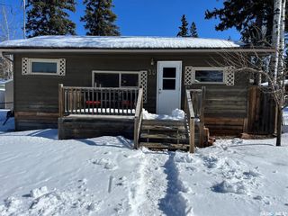 Photo 1: 30 6th Street in Emma Lake: Residential for sale : MLS®# SK962020