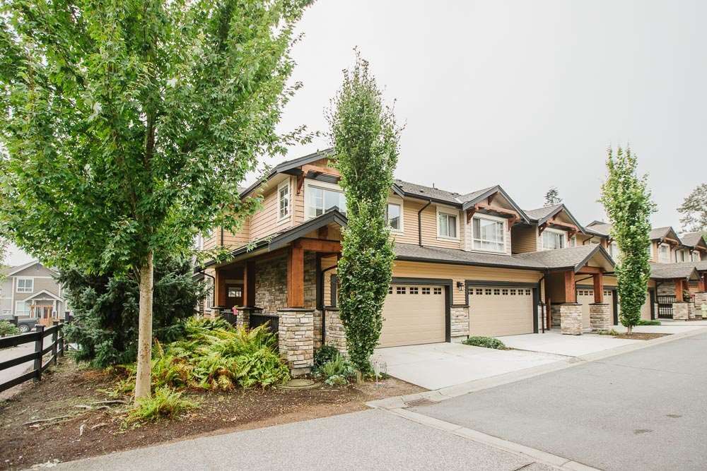 Main Photo: 89 11305 240 Street in Maple Ridge: Cottonwood MR Townhouse for sale in "Maple Heights" : MLS®# R2499890