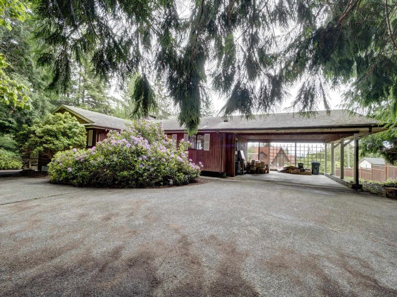FEATURED LISTING: 6560 ANCHOR Place Sechelt