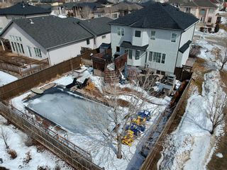 Photo 2: 22 Phantom Ridge Road in Winnipeg: Linden Ridge Residential for sale (1M)  : MLS®# 202206638