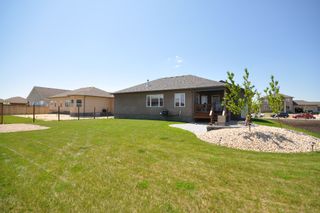 Photo 2: 31 Sage Place in Oakbank: Residential for sale : MLS®# 1112656