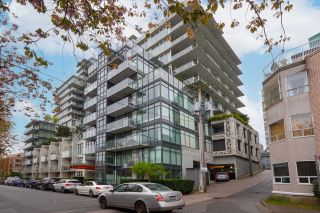 Main Photo: 601 728 W 8TH Avenue in Vancouver: Fairview VW Condo for sale in "700 West 8th" (Vancouver West)  : MLS®# R2877882