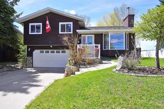 Main Photo: 32 Newlands Avenue: Red Deer Detached for sale : MLS®# A2131175