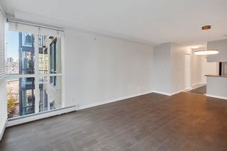 Photo 5: 6F 199 DRAKE Street in Vancouver: Yaletown Condo for sale in "Concordia 1" (Vancouver West)  : MLS®# R2842145