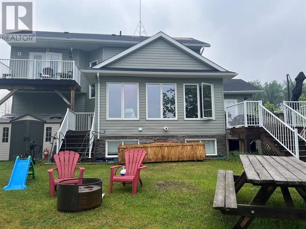 Main Photo: 2730 lakeview Drive in Wabasca: House for sale : MLS®# A2051692