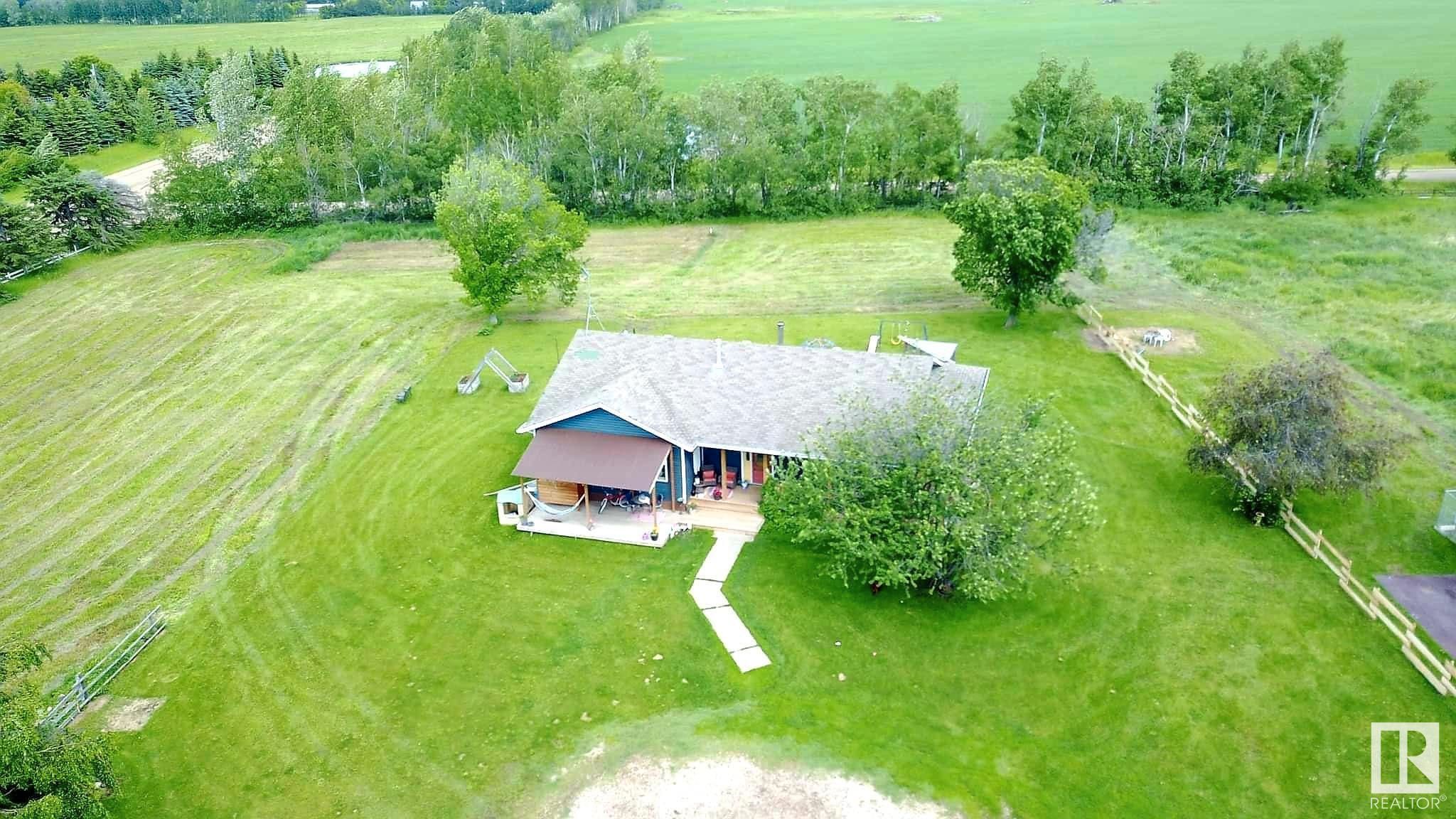 Main Photo: 2 24503 Twp Rd 590: Rural Westlock County House for sale : MLS®# E4303424