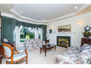 Photo 4: 5636 NELSON Avenue in Burnaby: Forest Glen BS House for sale (Burnaby South)  : MLS®# R2037578