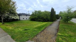 Photo 1: 211 E 38TH Avenue in Vancouver: Main House for sale (Vancouver East)  : MLS®# R2684725