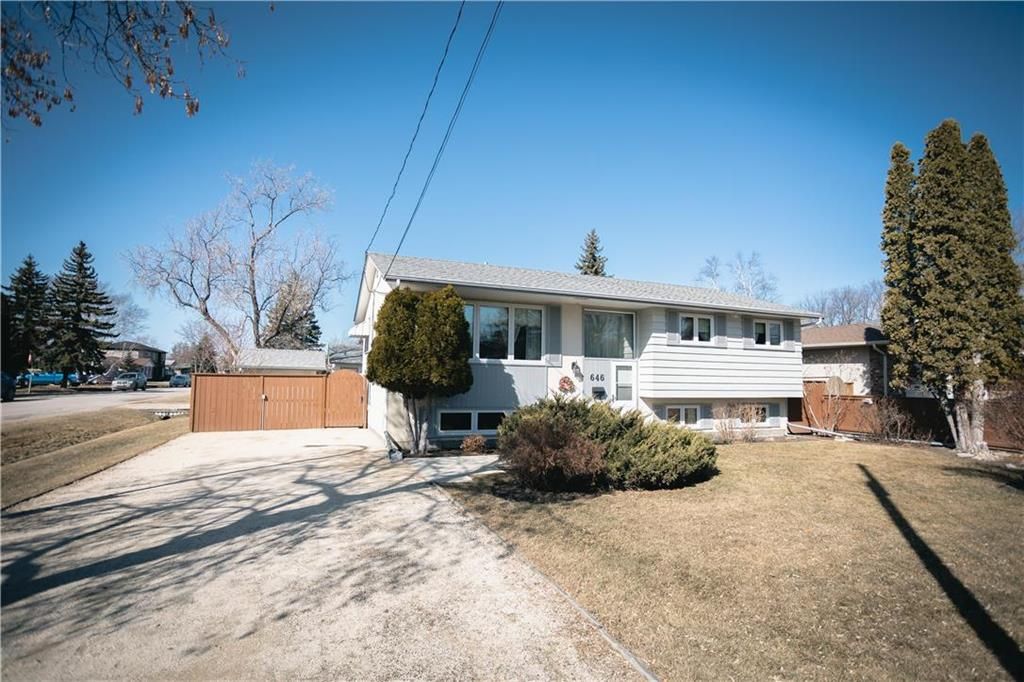 Main Photo: 646 Berkley Street in Winnipeg: House for sale (1G)  : MLS®# 202105953