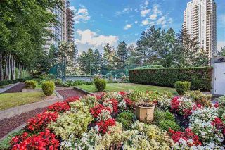Photo 17: 2102 4350 BERESFORD Street in Burnaby: Metrotown Condo for sale in "CARLTON ON THE PARK" (Burnaby South)  : MLS®# R2584428