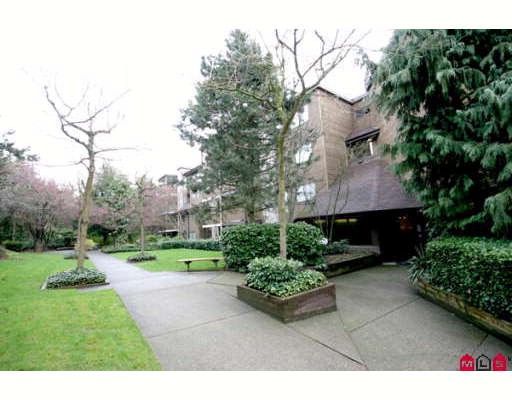 Main Photo: 201 10626 151A Street in Surrey: Guildford Condo for sale in "Lincoln's Hill" (North Surrey)  : MLS®# F2807802