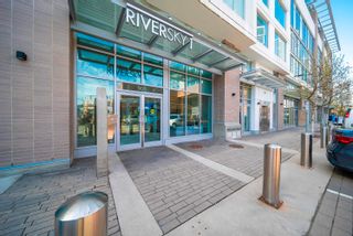 Photo 3: 1301 908 QUAYSIDE Drive in New Westminster: Quay Condo for sale : MLS®# R2870237