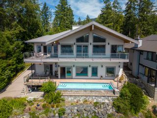 Photo 1: 5055 PANORAMA Drive in Garden Bay: Pender Harbour Egmont House for sale (Sunshine Coast)  : MLS®# R2776100