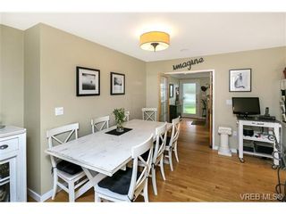 Photo 8: 742 Haliburton Rd in VICTORIA: SE Cordova Bay House for sale (Saanich East)  : MLS®# 723676