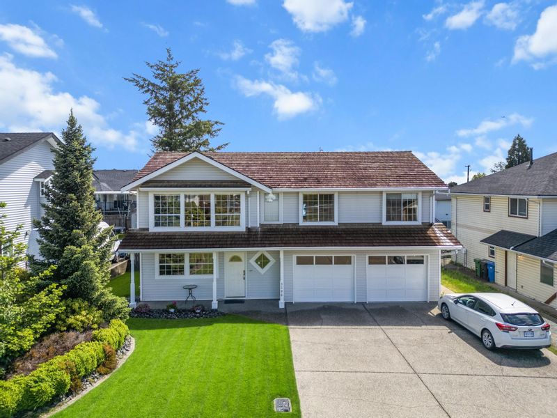 FEATURED LISTING: 3296 ROCKHILL Place Abbotsford