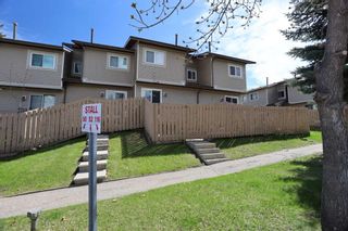 Photo 17: 52 Falshire Terrace NE in Calgary: Falconridge Row/Townhouse for sale : MLS®# A2125620