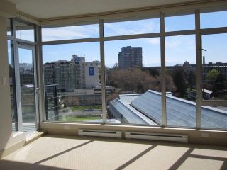 Photo 3: 737 Humboldt St in Victoria: Residential for sale (N709)  : MLS®# 256012