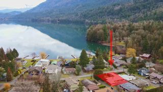 Photo 1: 1815 LINDELL Avenue in Lindell Beach: Cultus Lake South House for sale (Cultus Lake & Area)  : MLS®# R2752411