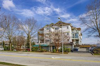Photo 1: 403 6390 196 Street in Langley: Willoughby Heights Condo for sale in "Willow Gate" : MLS®# R2764106
