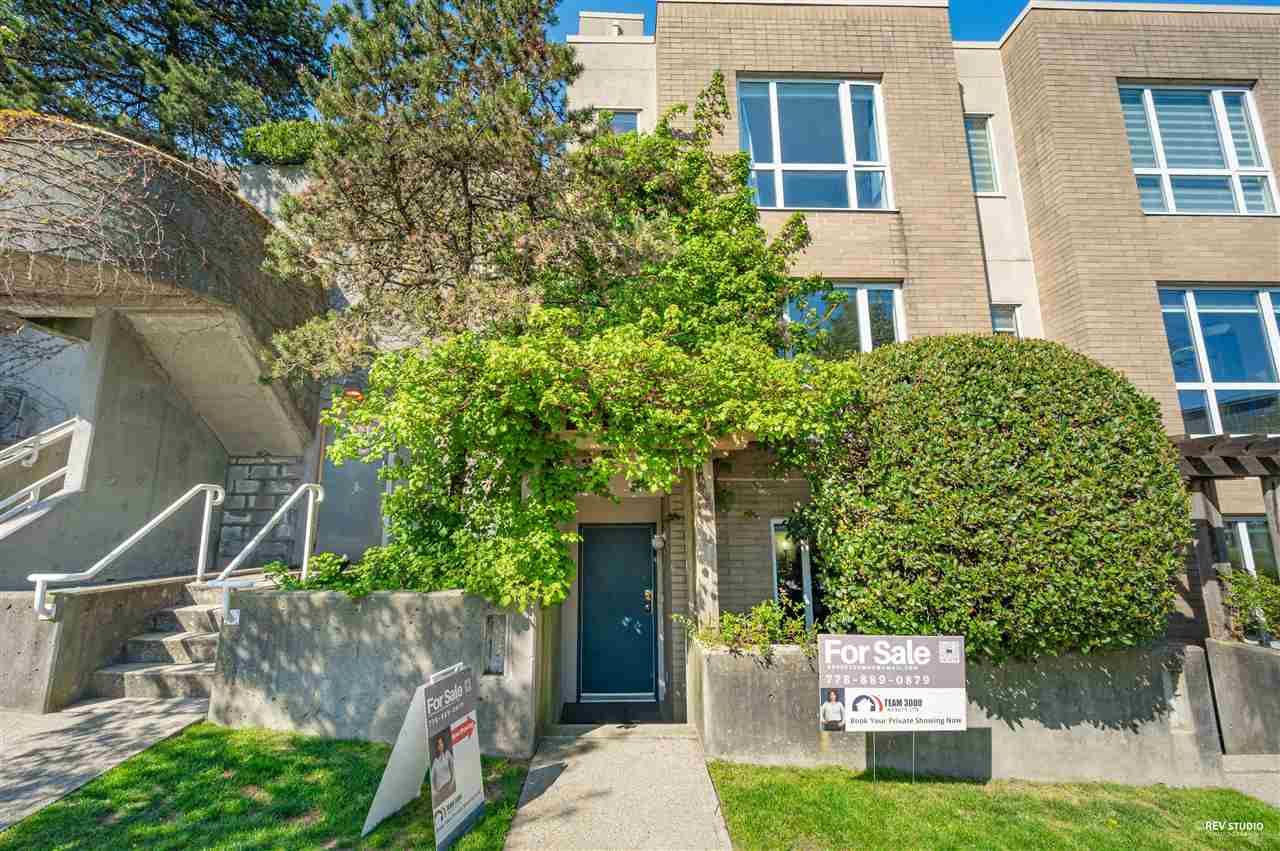 Main Photo: TH 1 2483 SCOTIA Street in Vancouver: Mount Pleasant VE Townhouse for sale (Vancouver East)  : MLS®# R2567684