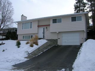 Photo 1: 916 Gleneagles Drive in Kamloops: Sa-Hali House for sale : MLS®# 120747