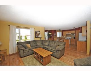 Photo 11: 143 COOPERS Close SW: Airdrie Residential Detached Single Family for sale : MLS®# C3392629