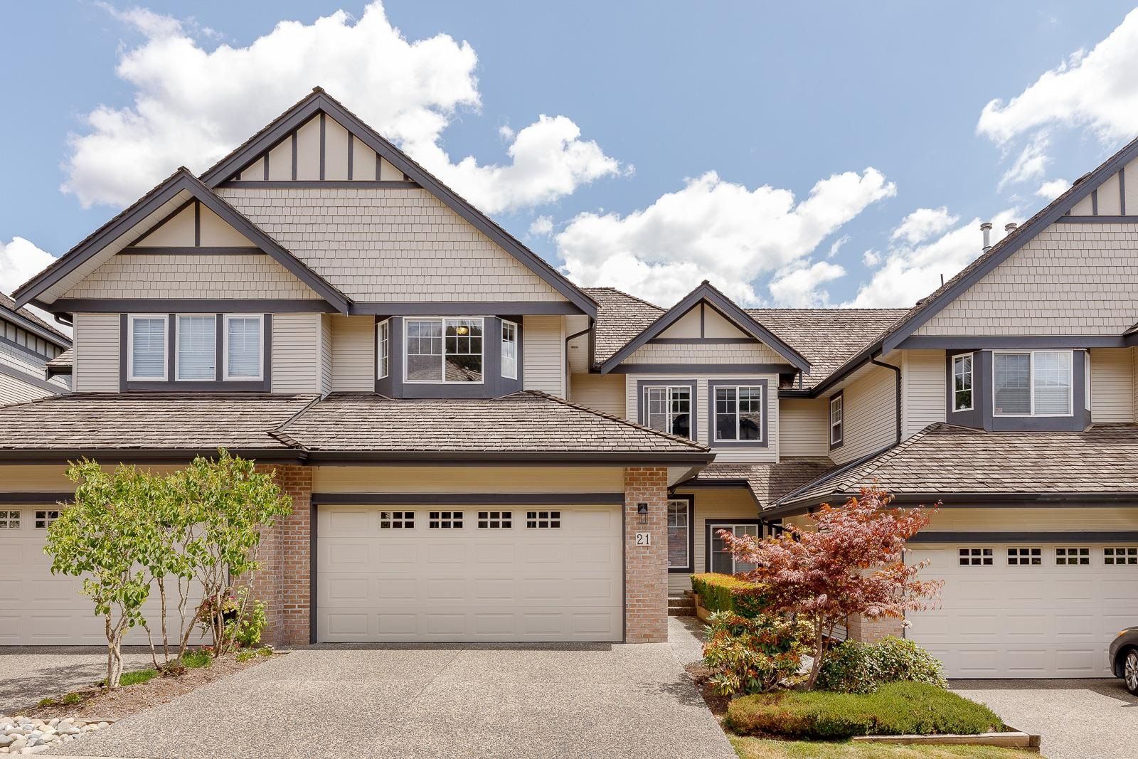 Main Photo: 21 1765 PADDOCK Drive in Coquitlam: Westwood Plateau Townhouse for sale : MLS®# R2696579