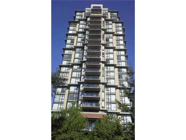 Main Photo: 1601 15 E ROYAL Avenue in New Westminster: Fraserview NW Condo for sale : MLS®# V1140313
