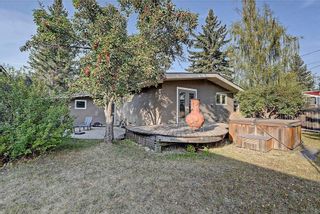 Photo 30: 5448 LA SALLE Crescent SW in Calgary: Lakeview House for sale : MLS®# C4136427