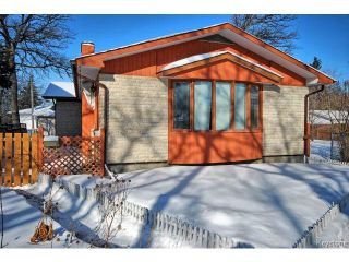 Photo 1: 772 Brazier Street in WINNIPEG: East Kildonan Residential for sale (North East Winnipeg)  : MLS®# 1503863