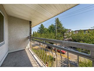Photo 2: 404 711 E 6TH Avenue in Vancouver: Mount Pleasant VE Condo for sale in "THE PICASSO" (Vancouver East)  : MLS®# R2606264