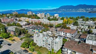 Photo 1: 307 2195 W 5TH Avenue in Vancouver: Kitsilano Condo for sale in "The Hearthstone" (Vancouver West)  : MLS®# R2725791