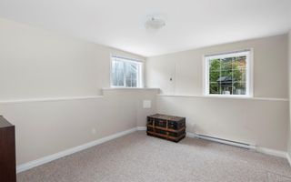 Photo 36: 397 Arnold Ave in Victoria: Vi Fairfield West House for sale : MLS®# 927373