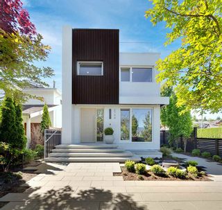 Photo 1: 2794 W 23RD Avenue in Vancouver: Arbutus House for sale in "W Passive House" (Vancouver West)  : MLS®# R2589508