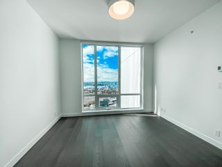 Photo 10: 3005 1500 FERN Street in North Vancouver: Lynnmour Condo for sale in "Apex" : MLS®# R2878486