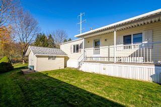 Photo 4: 11 4714 Muir Rd in Courtenay: CV Courtenay East Manufactured Home for sale (Comox Valley)  : MLS®# 889708