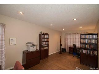 Photo 10: 141 Rossmere Crescent in WINNIPEG: East Kildonan Residential for sale (North East Winnipeg)  : MLS®# 1426019