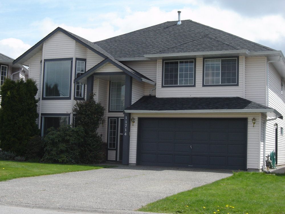 Main Photo: 11714 GLENHURST Street in Maple Ridge: Cottonwood MR Home for sale ()  : MLS®# V734350