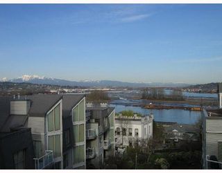 Photo 8: 503 68 RICHMOND Street in New_Westminster: Fraserview NW Condo for sale in "Fraserview" (New Westminster)  : MLS®# V721053