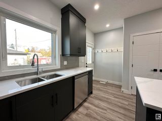 Photo 12: 6911 106 Street in Edmonton: Zone 15 House Half Duplex for sale : MLS®# E4360531