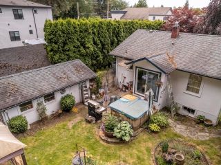 Photo 17: 2302 HILLSIDE Drive in Abbotsford: Central Abbotsford House for sale : MLS®# R2842607