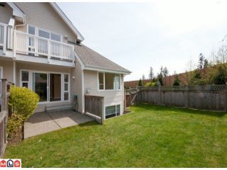Photo 5: 67 13918 58TH Avenue in Surrey: Panorama Ridge Townhouse for sale in "ALDER PARK" : MLS®# F1009963