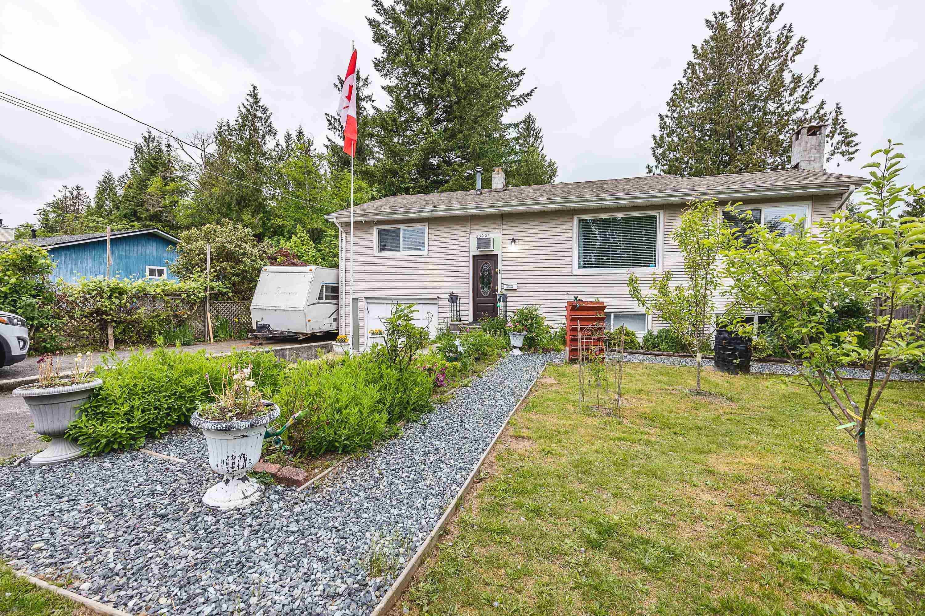 Main Photo: 23001 126 Avenue in Maple Ridge: East Central House for sale : MLS®# R2780855
