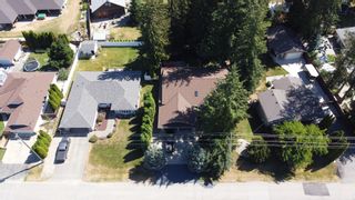 Photo 4: 709 Shuswap Avenue in Sicamous: House for sale : MLS®# 10261213