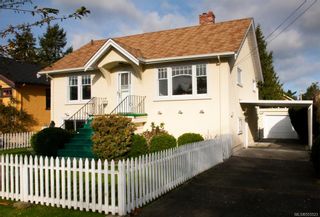 Photo 1: 1236 Chapman St in : Vi Fairfield West House for sale (Victoria)  : MLS®# 555523