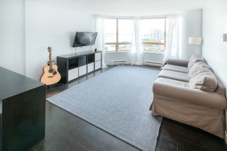 Photo 4: 503 328 CLARKSON Street in New Westminster: Downtown NW Condo for sale in "Highbourne Towers" : MLS®# R2012912